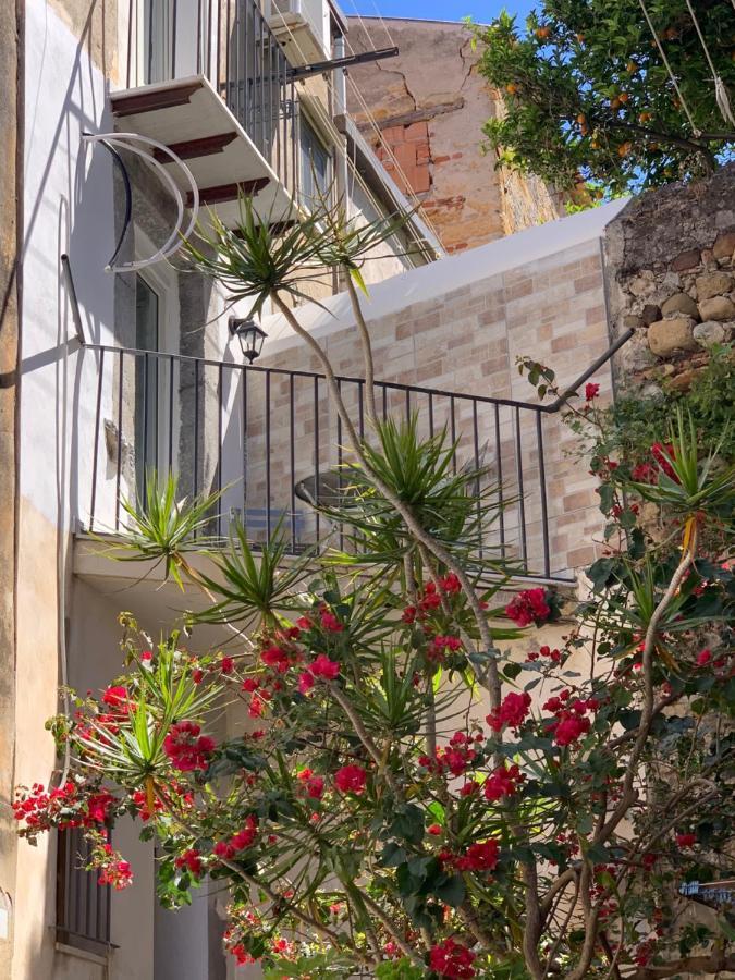 Conte'S House Lägenhet Cefalù Exteriör bild